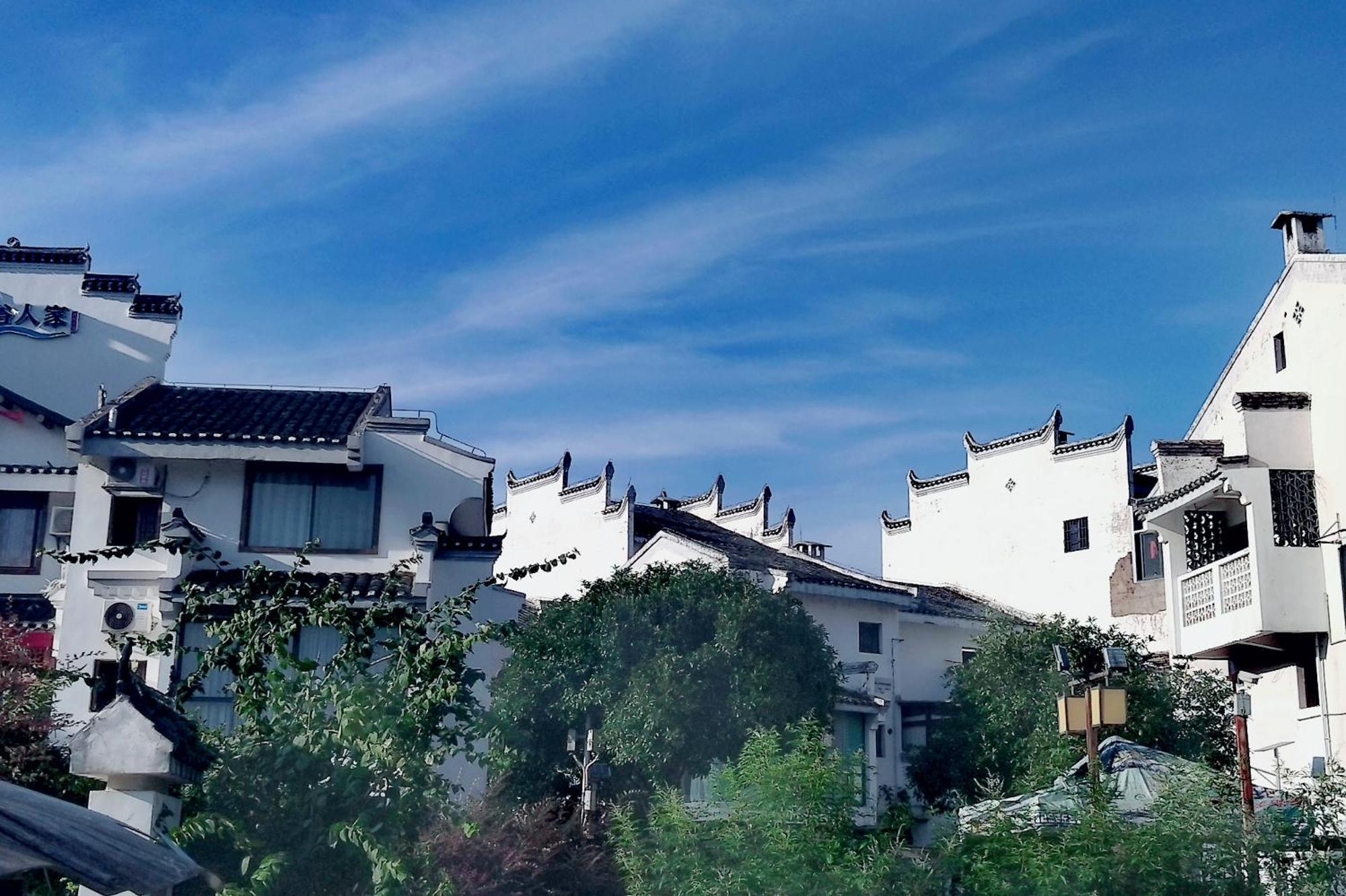 Serene Vale Inn Guilin-Free One Way Pick Up Service To High-Speed Railway Station For 2 Nights Εξωτερικό φωτογραφία