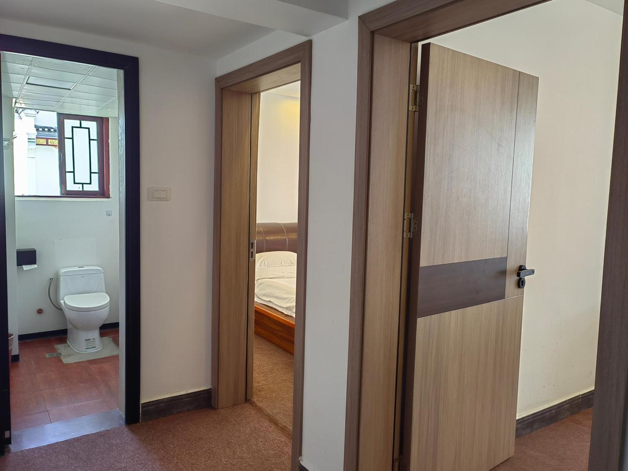 Serene Vale Inn Guilin-Free One Way Pick Up Service To High-Speed Railway Station For 2 Nights Δωμάτιο φωτογραφία