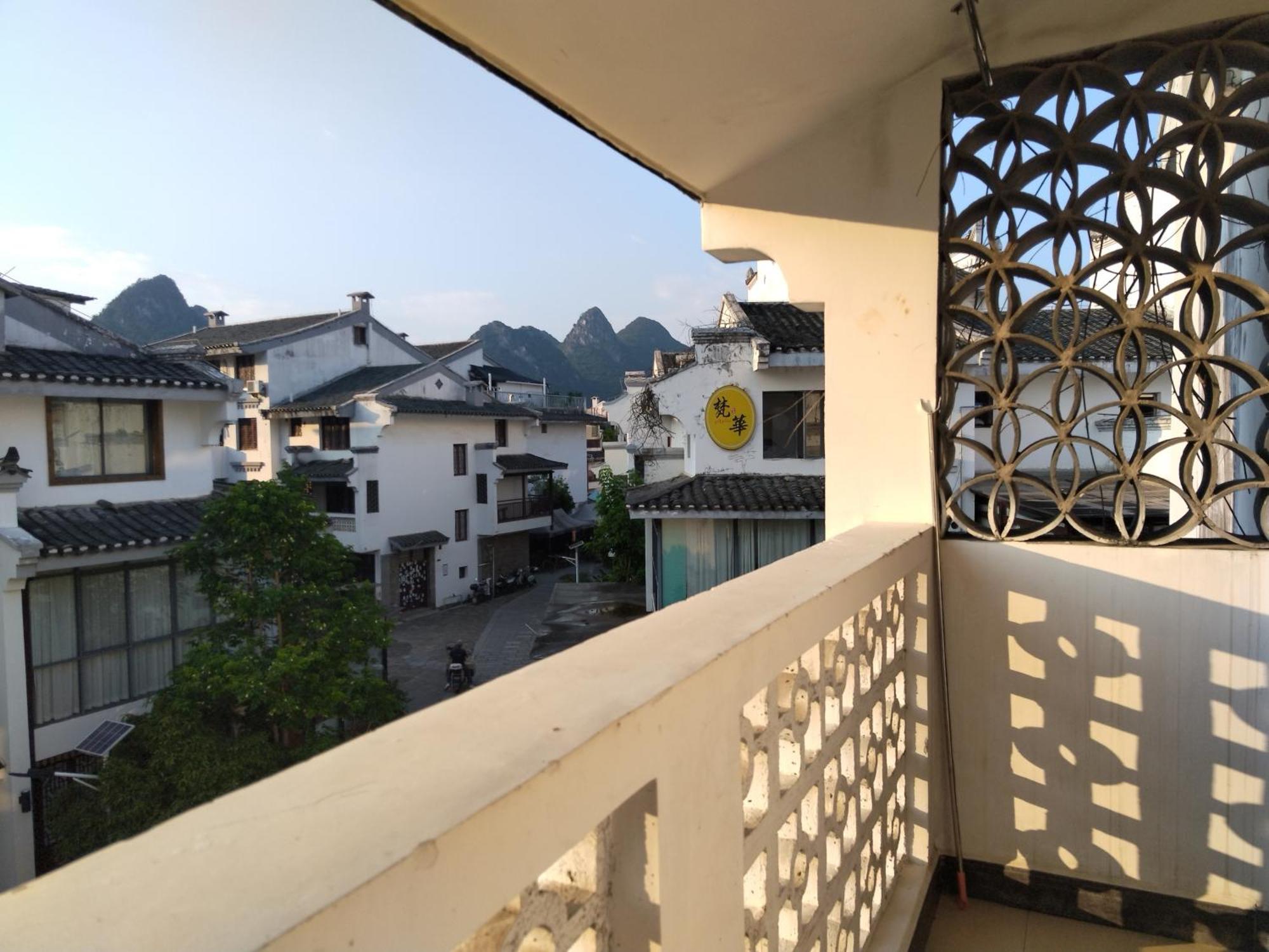 Serene Vale Inn Guilin-Free One Way Pick Up Service To High-Speed Railway Station For 2 Nights Εξωτερικό φωτογραφία