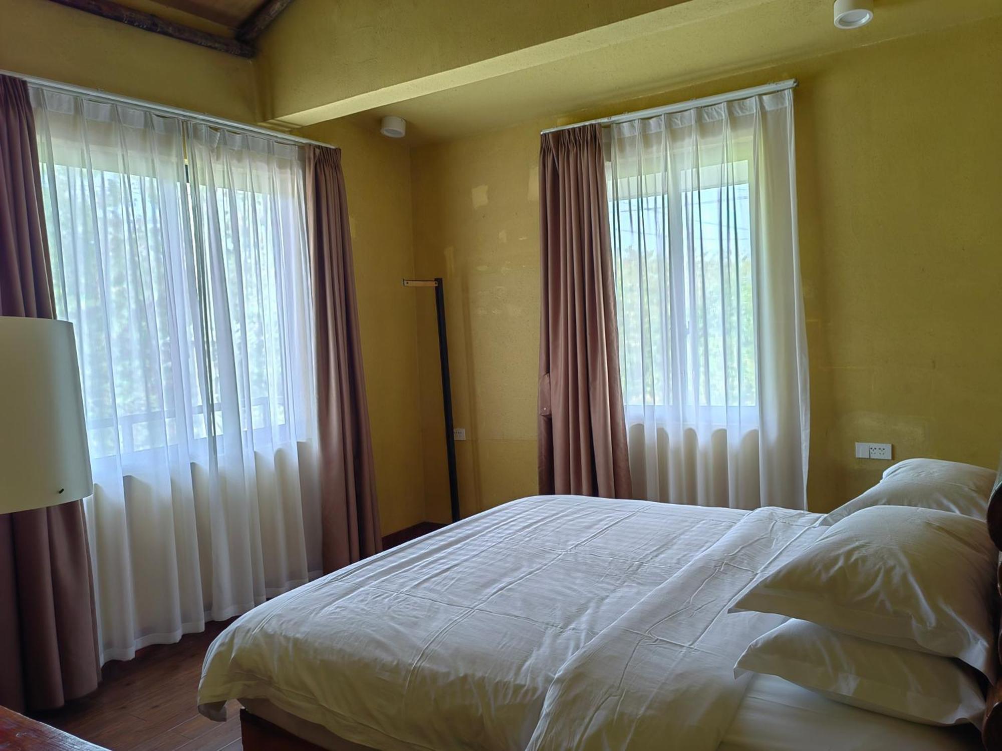 Serene Vale Inn Guilin-Free One Way Pick Up Service To High-Speed Railway Station For 2 Nights Δωμάτιο φωτογραφία